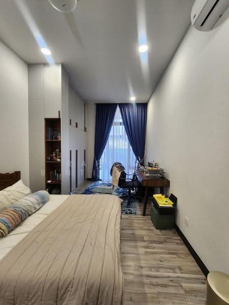 Semi-Detached House for Sale in Bukit Bandaraya (Shah Alam) - Rafedah Binti Abdul Aziz - Bedroom - PropertyGuru.com.my