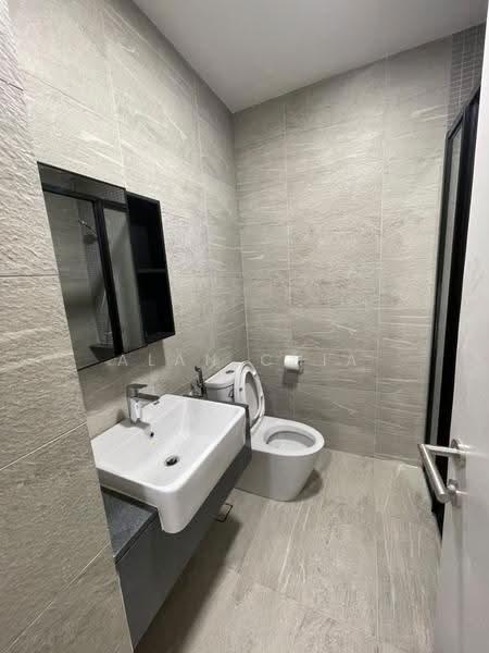 Service Residence for Rent at Edelweiss @ Tropicana Gardens - Alan Chia - Bathroom - PropertyGuru.com.my