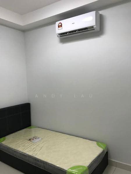 Kediaman Servis untuk Dijual di Sfera Residency - Andy Lau - Bedroom - PropertyGuru.com.my