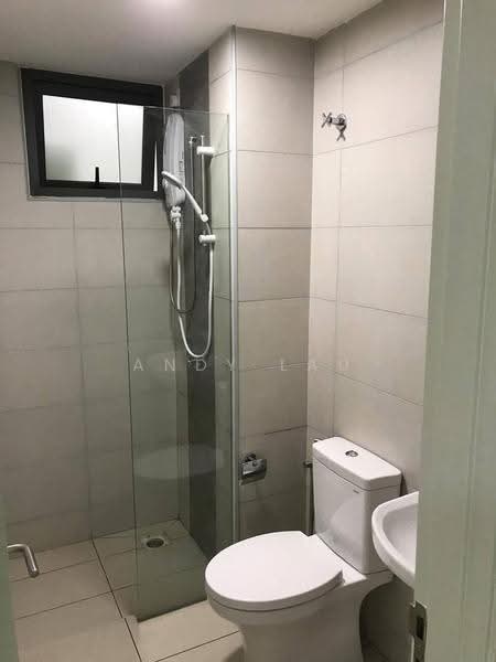 Kediaman Servis untuk Dijual di Sfera Residency - Andy Lau - Bathroom - PropertyGuru.com.my