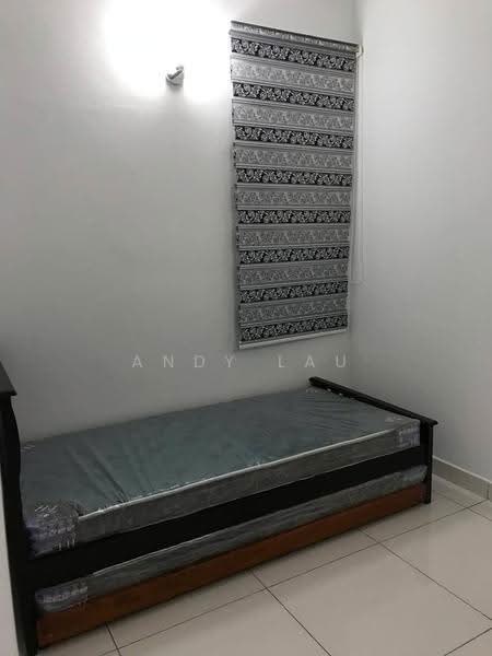 Kediaman Servis untuk Dijual di Sfera Residency - Andy Lau - Bedroom - PropertyGuru.com.my
