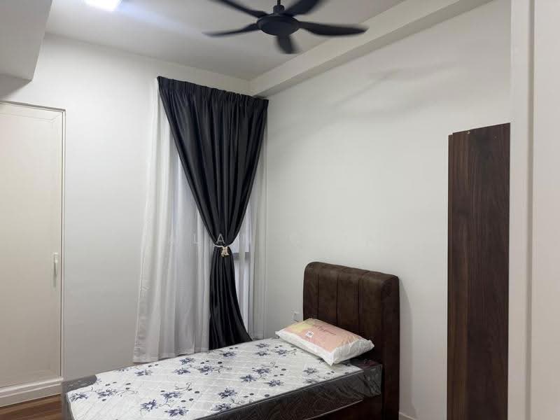 Kediaman Servis untuk Disewa di Edelweiss @ Tropicana Gardens - Alan Chia - Bedroom - PropertyGuru.com.my