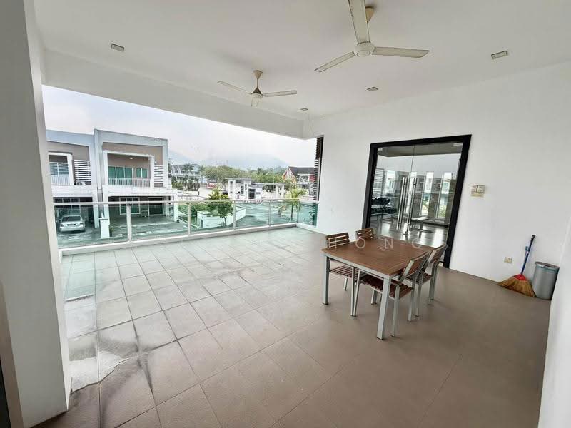 Rumah Bandar untuk Disewa di Bandar Meru Prima (Ipoh Premier City) (Ipoh) - Kelvin Chong - Balcony - PropertyGuru.com.my