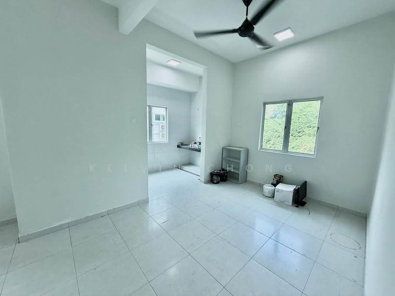 Rumah Bandar untuk Disewa di Bandar Meru Prima (Ipoh Premier City) (Ipoh) - Kelvin Chong - Kitchen - PropertyGuru.com.my