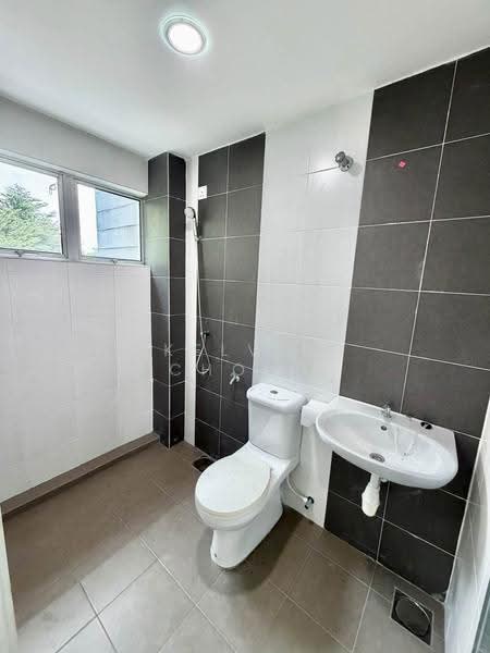 Rumah Bandar untuk Disewa di Bandar Meru Prima (Ipoh Premier City) (Ipoh) - Kelvin Chong - Bathroom - PropertyGuru.com.my