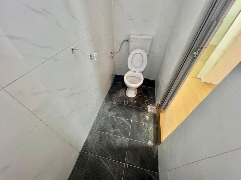 Rumah Teres 2-Tingkat untuk Dijual di Taman Mesra (Kulai) - Lik Xuan Chai - Bathroom - PropertyGuru.com.my