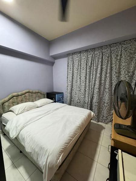 Kediaman Servis untuk Dijual di Casa Suites - Ryan Swe - Bedroom - PropertyGuru.com.my