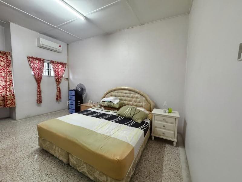 Rumah Teres untuk Dijual di Taman Bayu Perdana (Klang) - Penny Chia - Bedroom - PropertyGuru.com.my