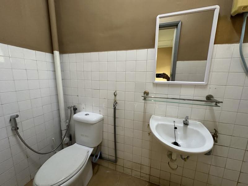 2-storey Terraced House for Rent in Batu Caves (Selangor) - Alex Yin - Bathroom - PropertyGuru.com.my