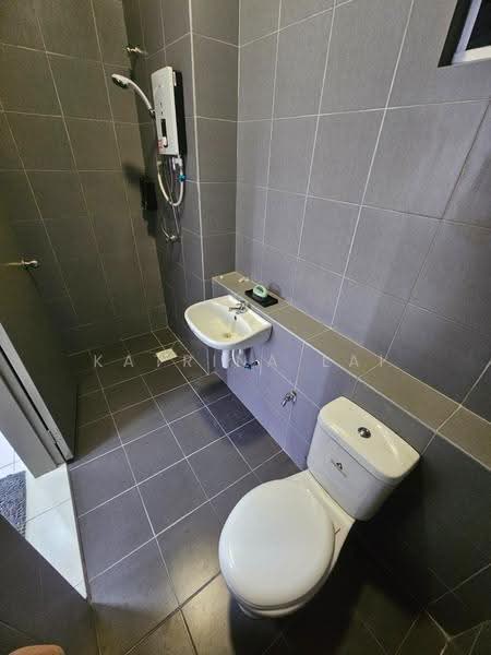 Pangsapuri untuk Disewa di Idaman Abadi - Katrina Lai - Bathroom - PropertyGuru.com.my