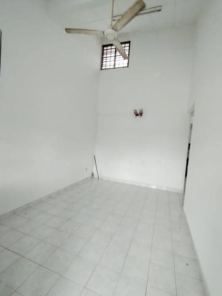 Rumah Teres 1-Tingkat untuk Dijual di Taman Rinting (Masai) - Tycia Law - Interior - PropertyGuru.com.my