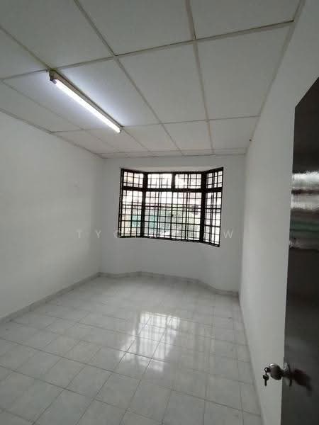 Rumah Teres 1-Tingkat untuk Dijual di Taman Rinting (Masai) - Tycia Law - Interior - PropertyGuru.com.my