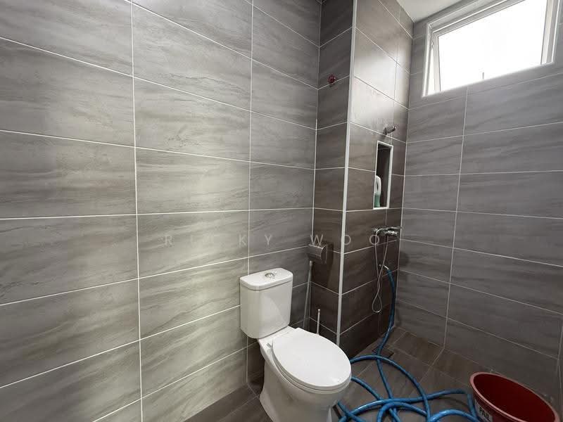 Rumah Kluster untuk Dijual di Johor Bahru (Johor) - Ricky Woo - Bathroom - PropertyGuru.com.my