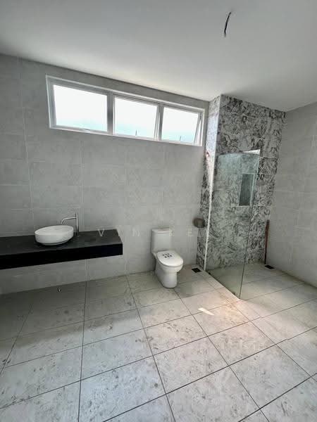 Semi-Detached House for Sale in Skudai (Johor) - VIN Kee - Bathroom - PropertyGuru.com.my
