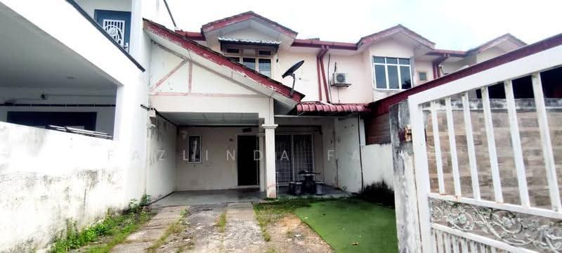 2-storey Terraced House for Sale in Rawang (Selangor) - Fazlinda Farez - Exterior - PropertyGuru.com.my