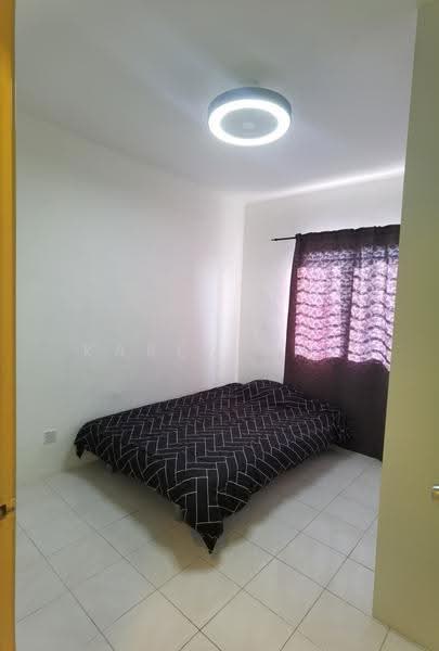 Kediaman Servis untuk Dijual di Suria Kinrara - Karen Lau - Bedroom - PropertyGuru.com.my