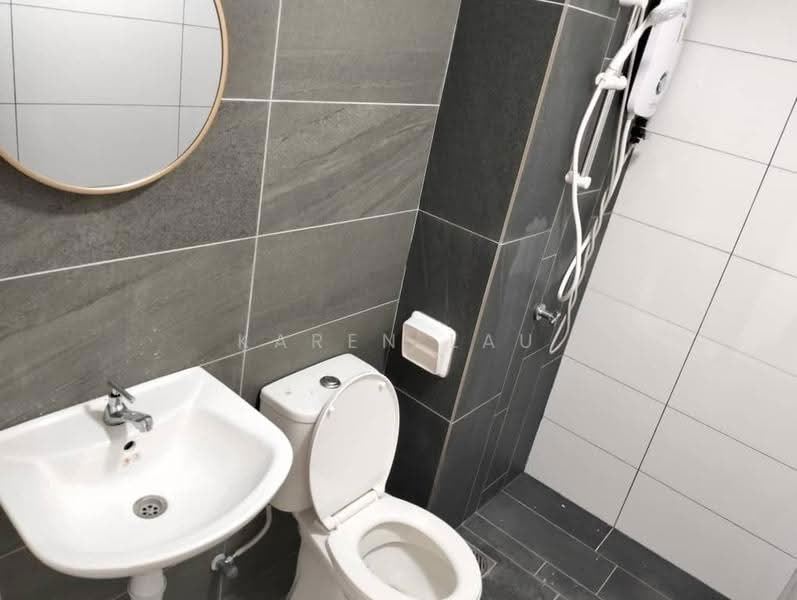 Service Residence for Sale at Traders Garden @ Cheras Selatan - Karen Lau - Bathroom - PropertyGuru.com.my