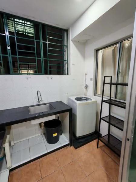 Service Residence for Rent at OUG Parklane - Karen Lau - Kitchen - PropertyGuru.com.my