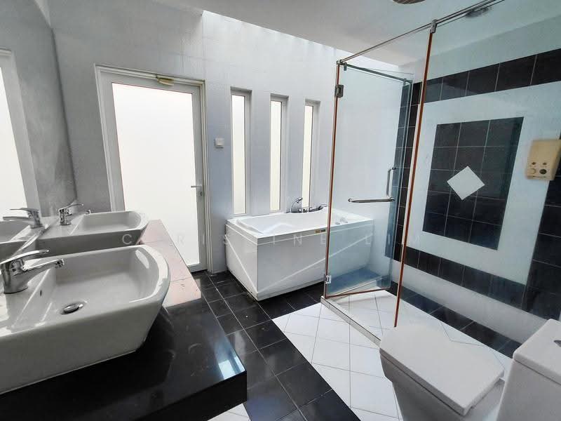 Semi-Detached House for Rent in Bukit Bandaraya (Bangsar) - Christine Lim - Bathroom - PropertyGuru.com.my