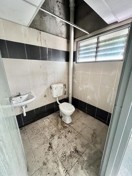 Shop / Office for Rent in Taman Song Choon (Ipoh) - Gil Chin - PropertyGuru.com.my