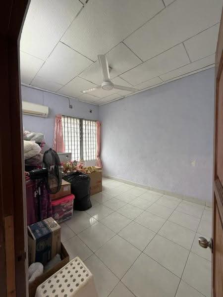 1-storey Terraced House for Sale in Taman Sri Rambai (Bukit Mertajam) - Yilin . - Bedroom - PropertyGuru.com.my