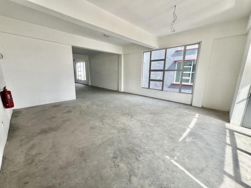 Shop / Office for Rent in Taman Klebang Perdana (Chemor) - Gil Chin - Interior - PropertyGuru.com.my