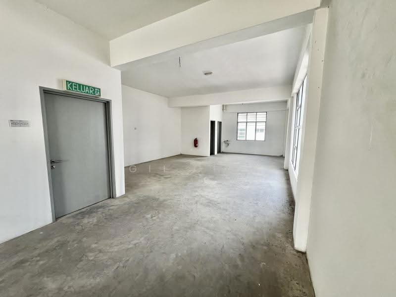 Shop / Office for Rent in Taman Klebang Perdana (Chemor) - Gil Chin - Interior - PropertyGuru.com.my