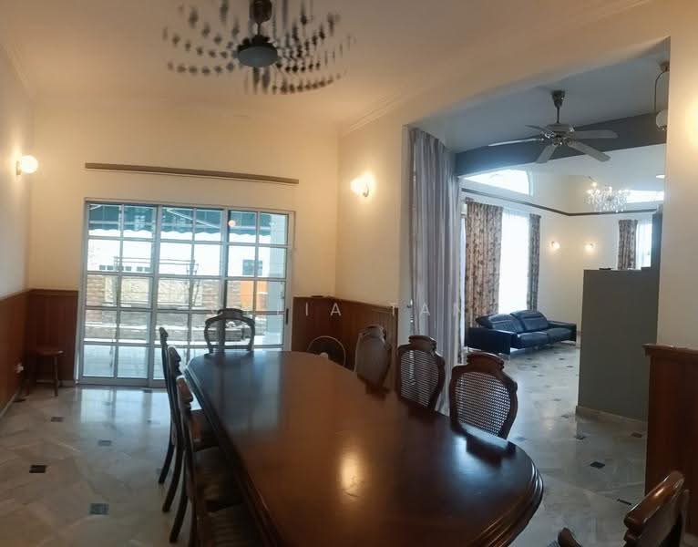 Bungalow House untuk Disewa di Usj 5 (Subang Jaya) - Celia Tan - Dining Room - PropertyGuru.com.my