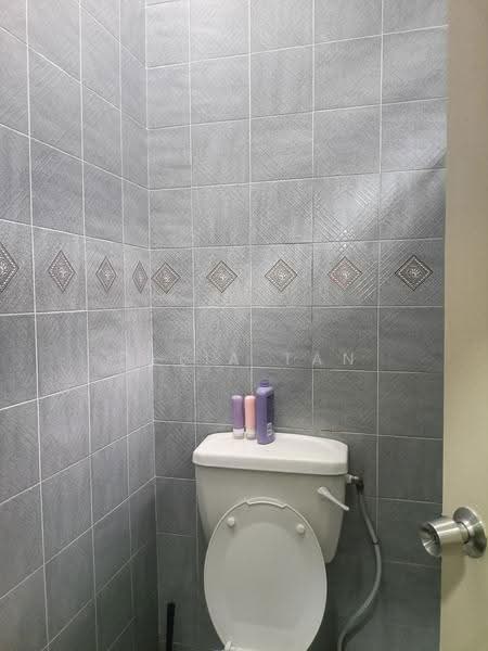 Bungalow House untuk Disewa di Usj 5 (Subang Jaya) - Celia Tan - Bathroom - PropertyGuru.com.my