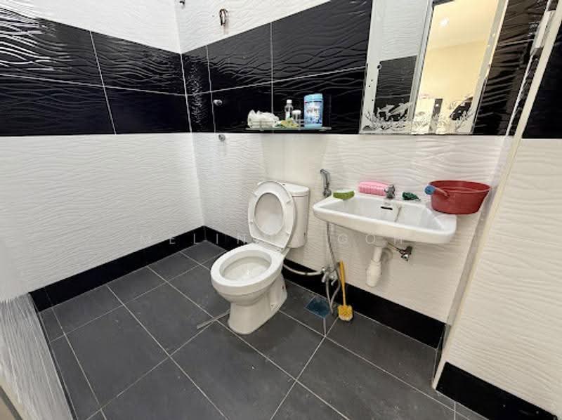 Rumah Teres 2-Tingkat untuk Dijual di Bandar Mahkota Cheras (Cheras) - Melinda Goh - Bathroom - PropertyGuru.com.my