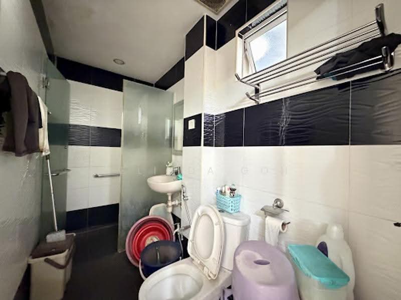 Rumah Teres 2-Tingkat untuk Dijual di Bandar Mahkota Cheras (Cheras) - Melinda Goh - Bathroom - PropertyGuru.com.my
