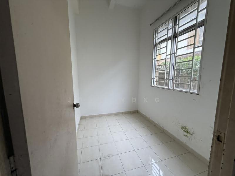 2.5-storey Terraced House for Rent in Taman Damai Utama (Bandar Kinrara) - Joey Wong - Interior - PropertyGuru.com.my