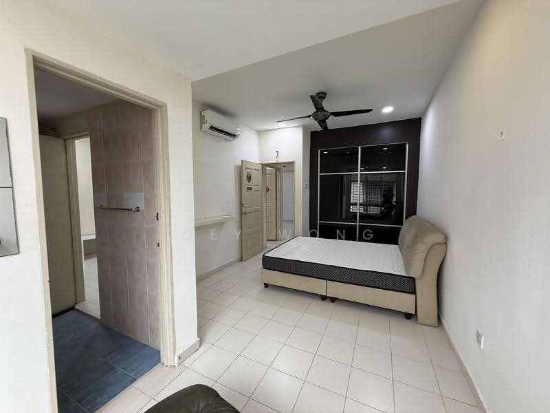 2.5-storey Terraced House for Rent in Taman Damai Utama (Bandar Kinrara) - Joey Wong - Bedroom - PropertyGuru.com.my