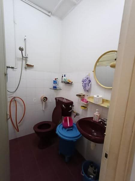 Rumah Teres 1-Tingkat untuk Dijual di SS18 (Subang Jaya) - Celia Tan - Bathroom - PropertyGuru.com.my