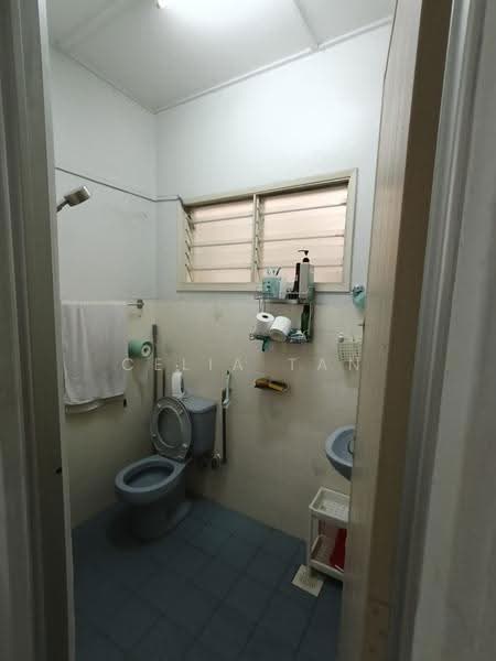 Rumah Teres 1-Tingkat untuk Dijual di SS18 (Subang Jaya) - Celia Tan - Bathroom - PropertyGuru.com.my