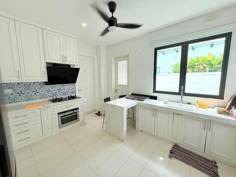 Semi-Detached House for Sale in Cyberjaya (Selangor) - Fikri Yasmin - Kitchen - PropertyGuru.com.my