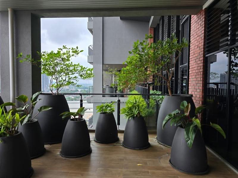 Pejabat untuk Disewa di Bandar Puteri Puchong (Puchong) - Joey Wong - Balcony - PropertyGuru.com.my