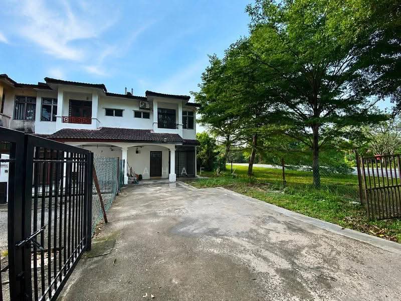 Terraced House for Sale in Bandar Mahkota Banting (Tanjong Duabelas) - Mahafiz . - Exterior - PropertyGuru.com.my