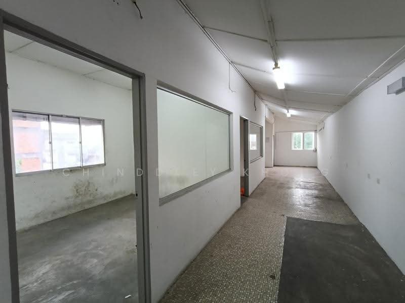 Kedai untuk Disewa di Pekan Ampang (Ampang) - Chinddeey Khong - Interior - PropertyGuru.com.my