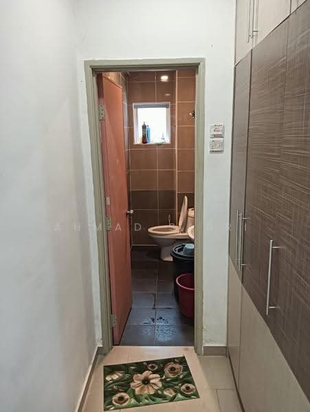 Apartment for Sale at Impian Sentosa - Ahmad Sabri - Bathroom - PropertyGuru.com.my
