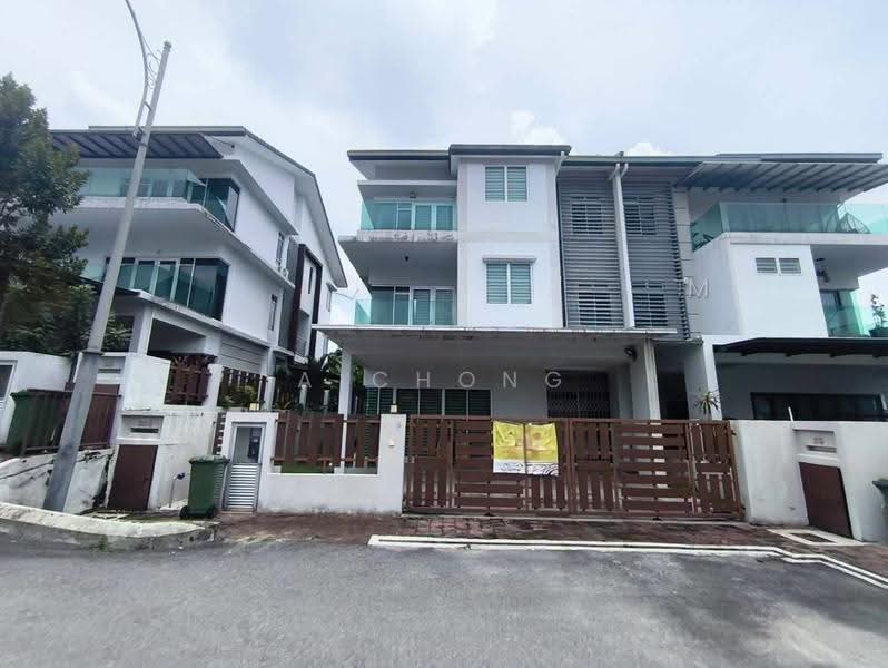 Rumah Berkembar untuk Dijual di Kajang (Selangor) - A Chong - Exterior - PropertyGuru.com.my