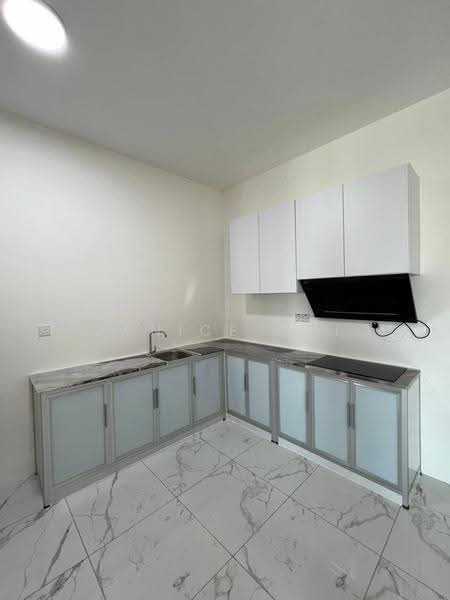 Kondominium untuk Disewa di QuayWest Residence - Janice Ooi - Kitchen - PropertyGuru.com.my