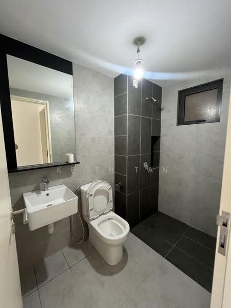 Kediaman Servis untuk Dijual di D'Erica - Keith Tan - Bathroom - PropertyGuru.com.my