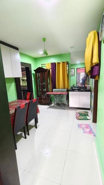 2-storey Terraced House for Sale in Taman Desa Skudai (Skudai) - Vanessa Lim - Dining Room - PropertyGuru.com.my