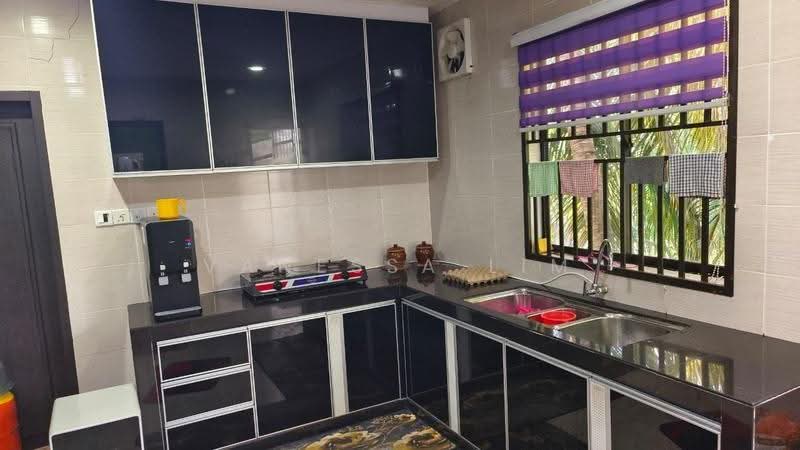 2-storey Terraced House for Sale in Taman Desa Skudai (Skudai) - Vanessa Lim - Kitchen - PropertyGuru.com.my