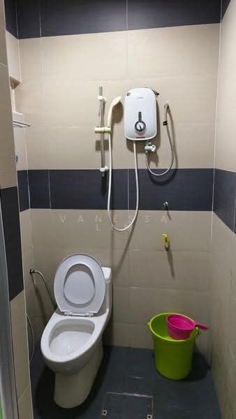 2-storey Terraced House for Sale in Taman Desa Skudai (Skudai) - Vanessa Lim - Bathroom - PropertyGuru.com.my