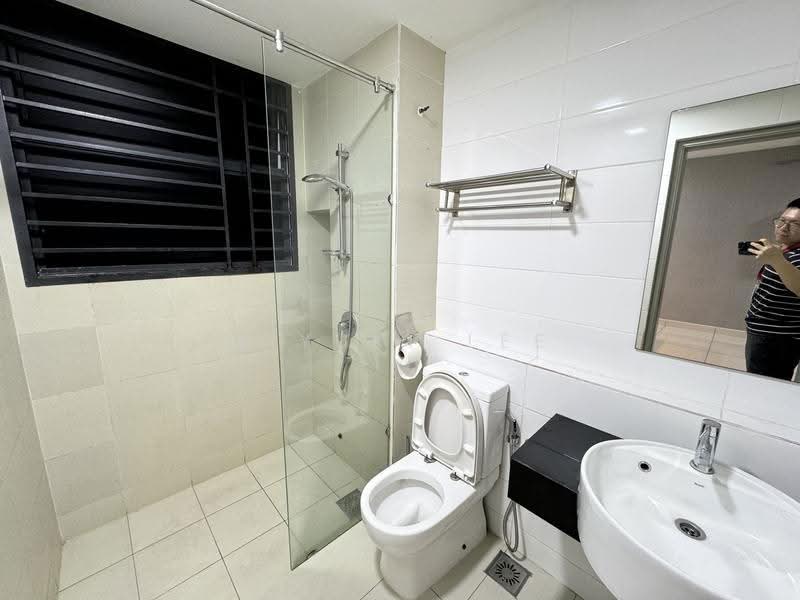 Kediaman Servis untuk Disewa di Residences @ 1 Tebrau - Miyuki Lee - Bathroom - PropertyGuru.com.my
