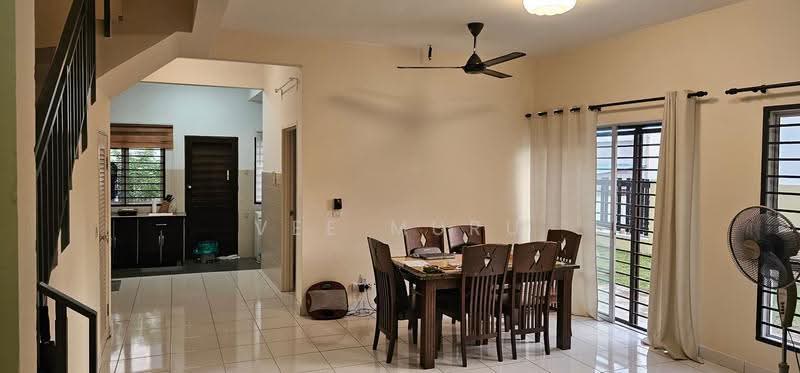 2-storey Terraced House for Rent in Setia Ecohill (Semenyih) - Vee Muru - Dining Room - PropertyGuru.com.my