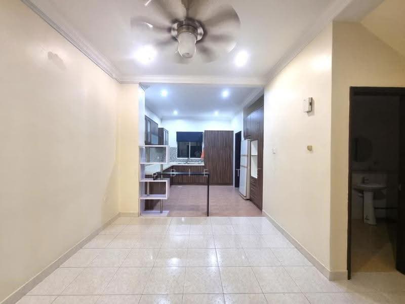 Terraced House for Rent in Taman Impian Indah (Bukit Jalil) - Debbie Tey - Kitchen - PropertyGuru.com.my