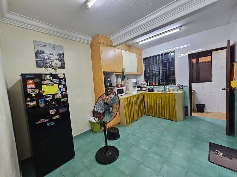 Terraced House for Sale in Taman Johor Jaya (Johor Bahru) - Jack Wong - Kitchen - PropertyGuru.com.my